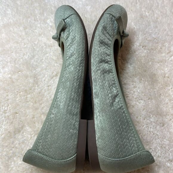 Vionic Green Textured Ballet Flats Comfort Orthotic Women’s Shoes Sz 7 - Picture 8 of 9